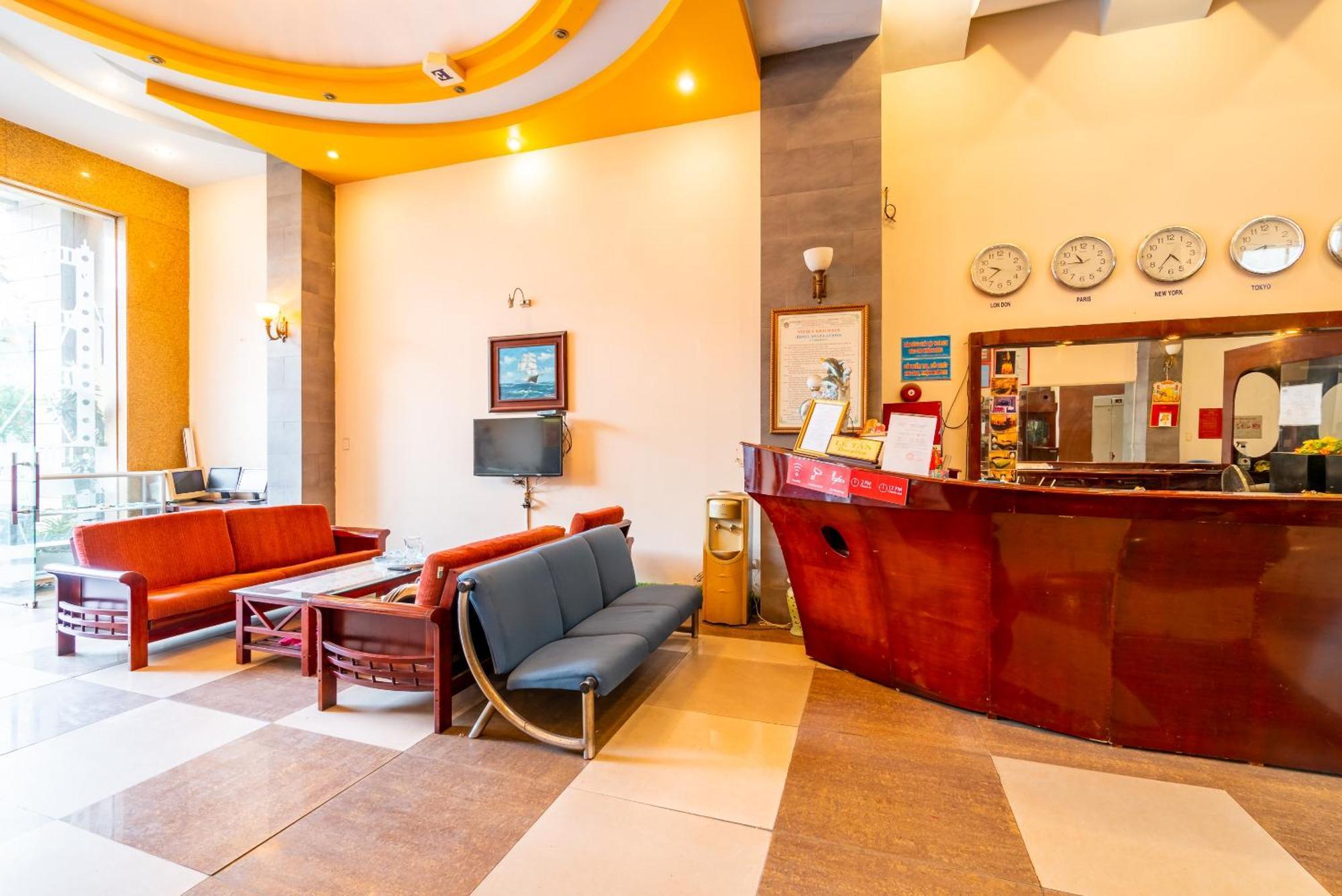 Hotel Super Oyo 266 Golden Gate à Đà Nẵng Extérieur photo