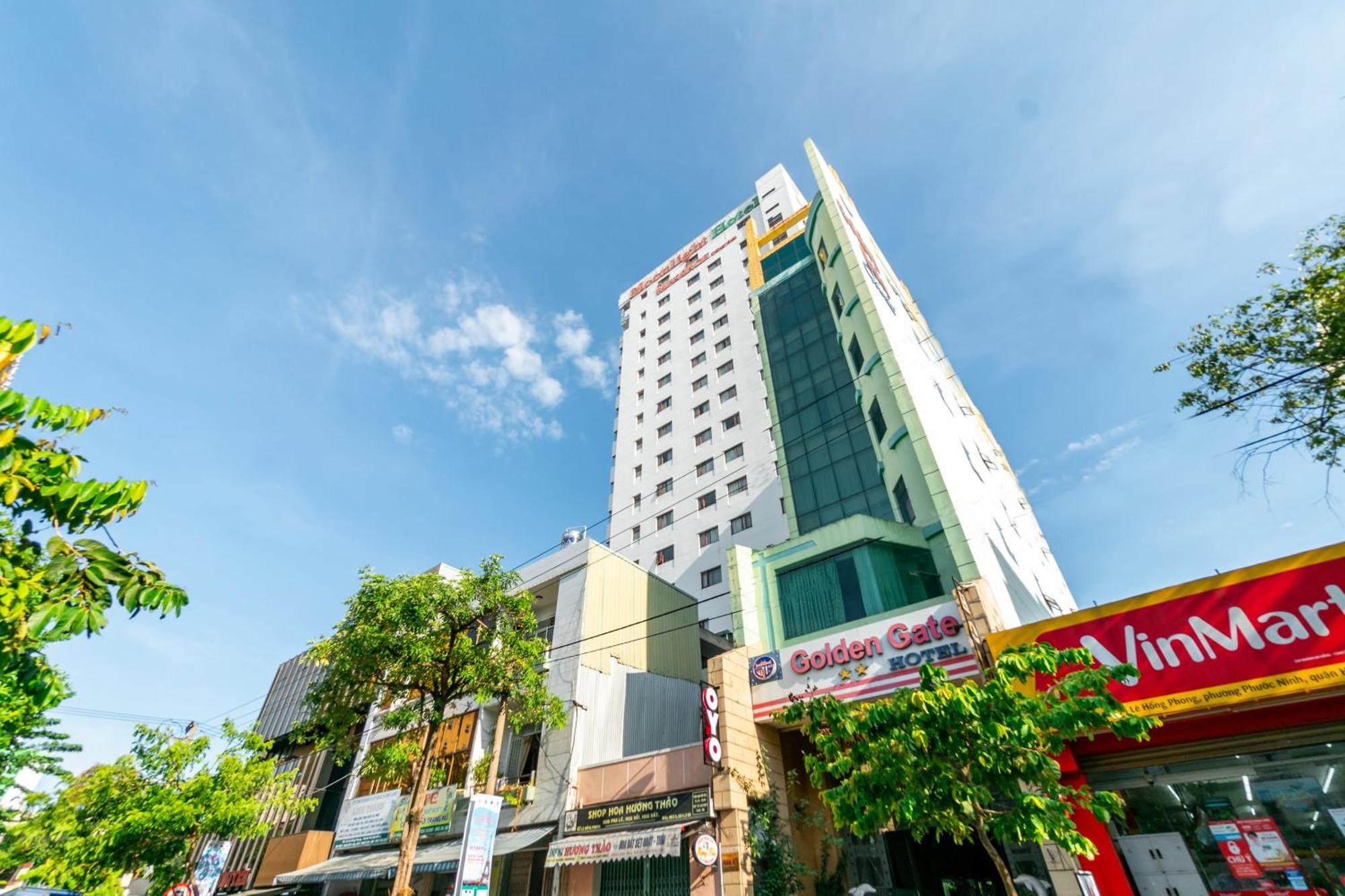 Hotel Super Oyo 266 Golden Gate à Đà Nẵng Extérieur photo